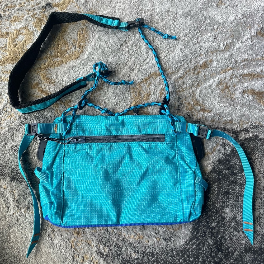 Patagonia Mini Shoulder Strap Bag - Picture 2 of 6